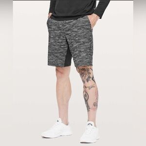 Lululemon Men’s T.H.E. Short *Linerless 9" Size Small